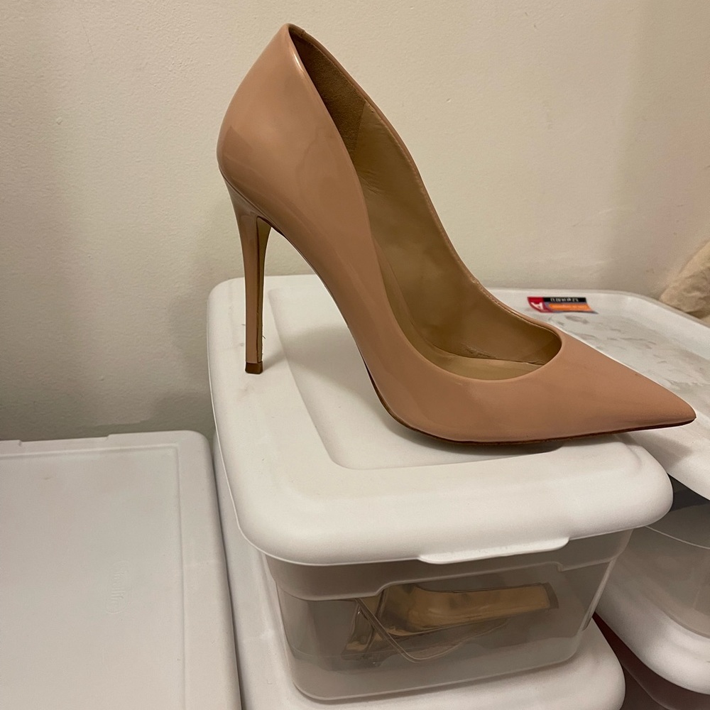 aldo nude pumps